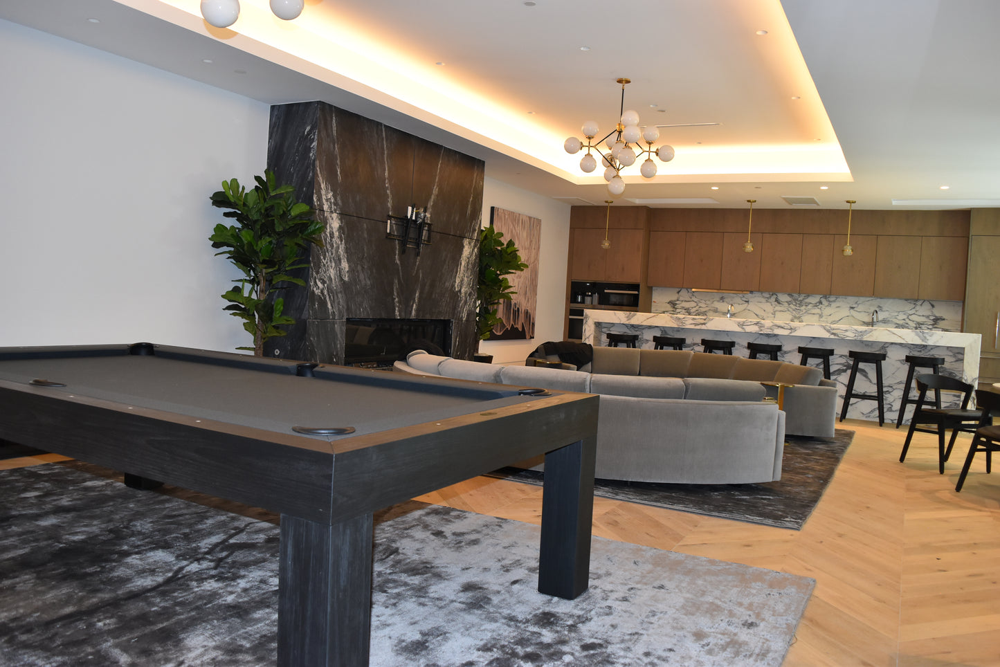 Bellagio Modern Pool Table