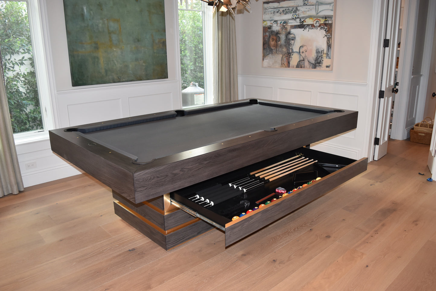 Hermosa Modern Pool Table