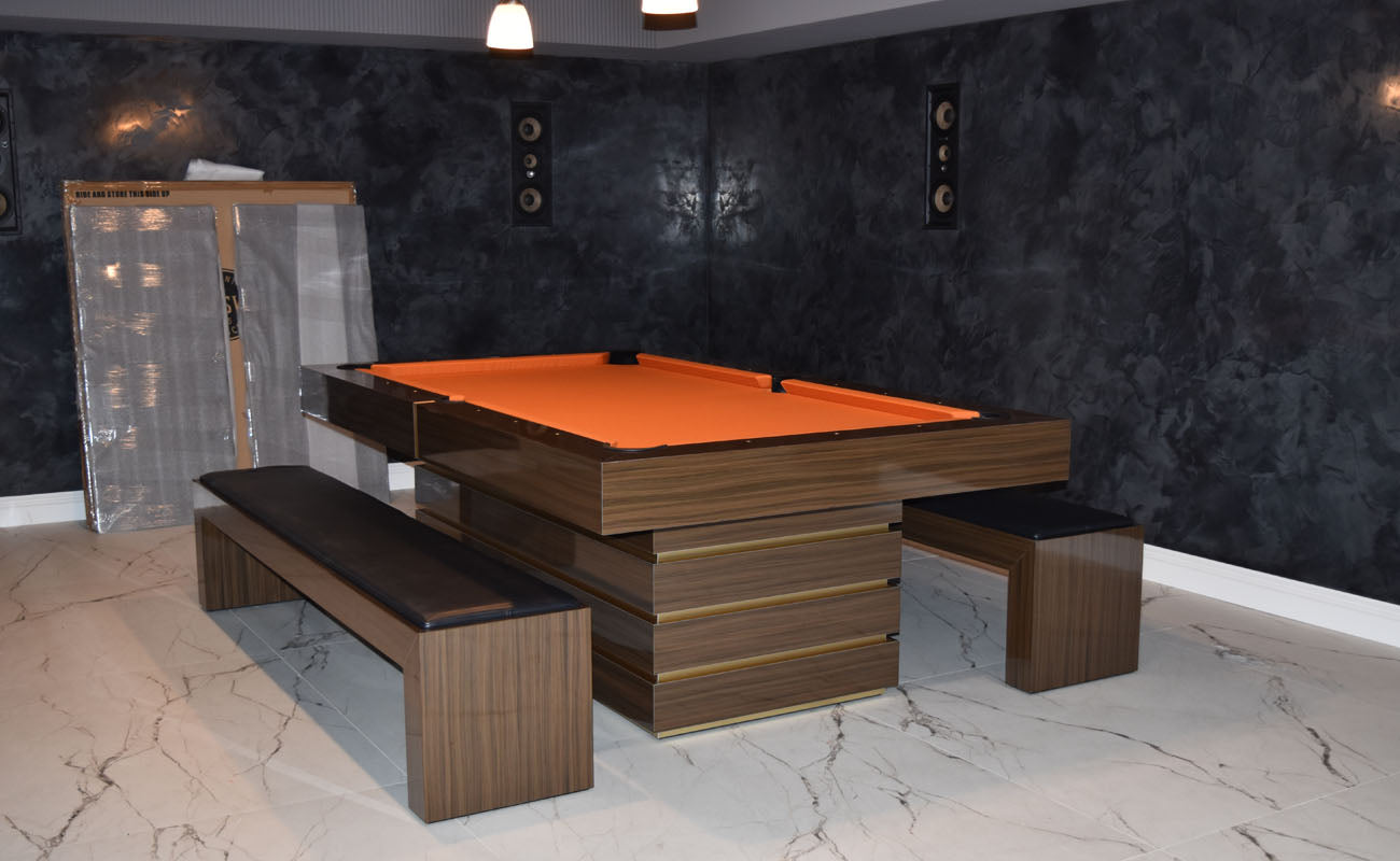 Hermosa Modern Pool Table