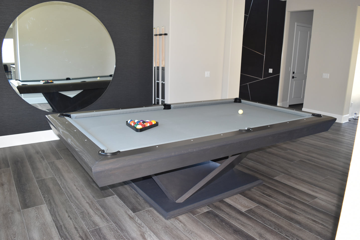 Ixion Modern Pool Table