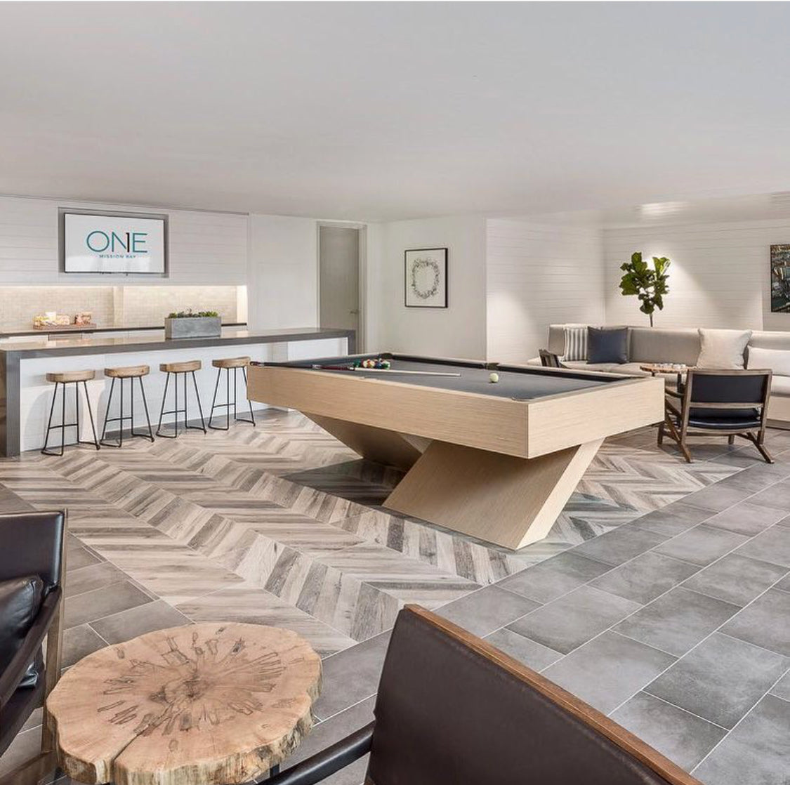 Prada Modern Pool Table