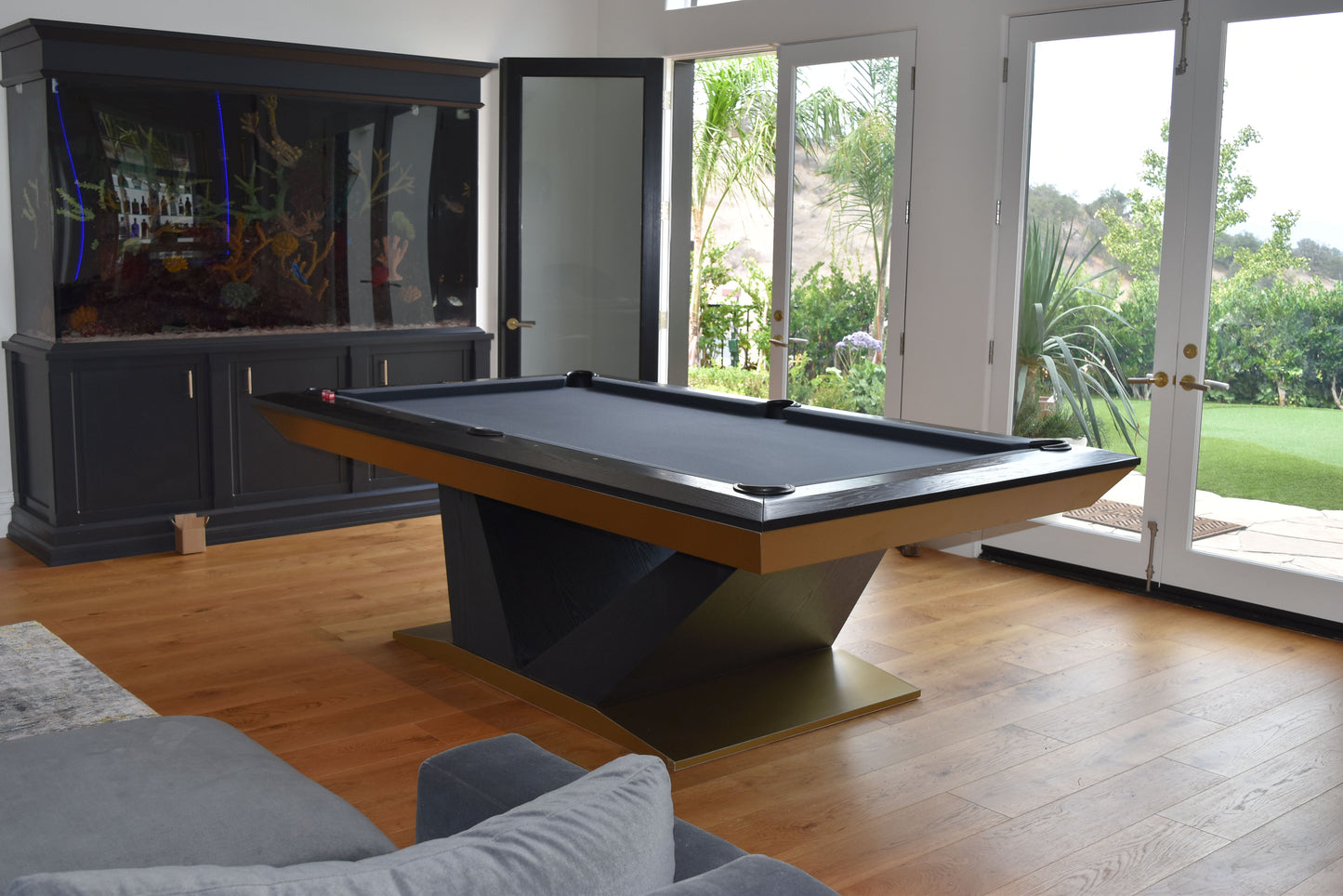 President Modern Pool Table Angle Rails