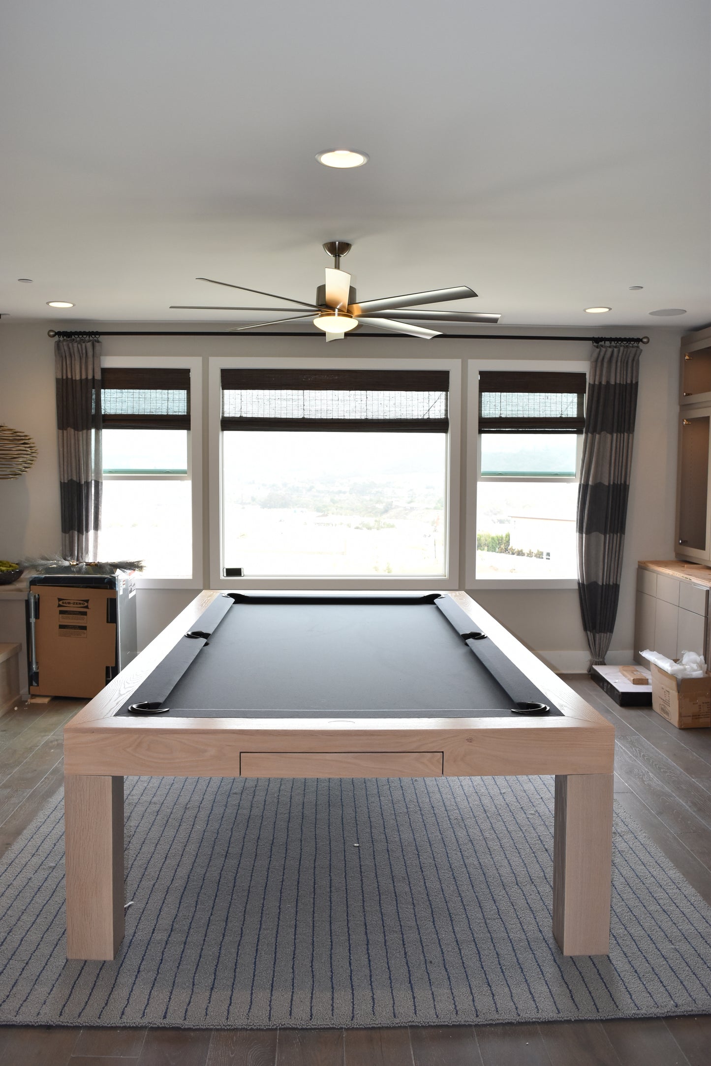 Bellagio Modern Pool Table