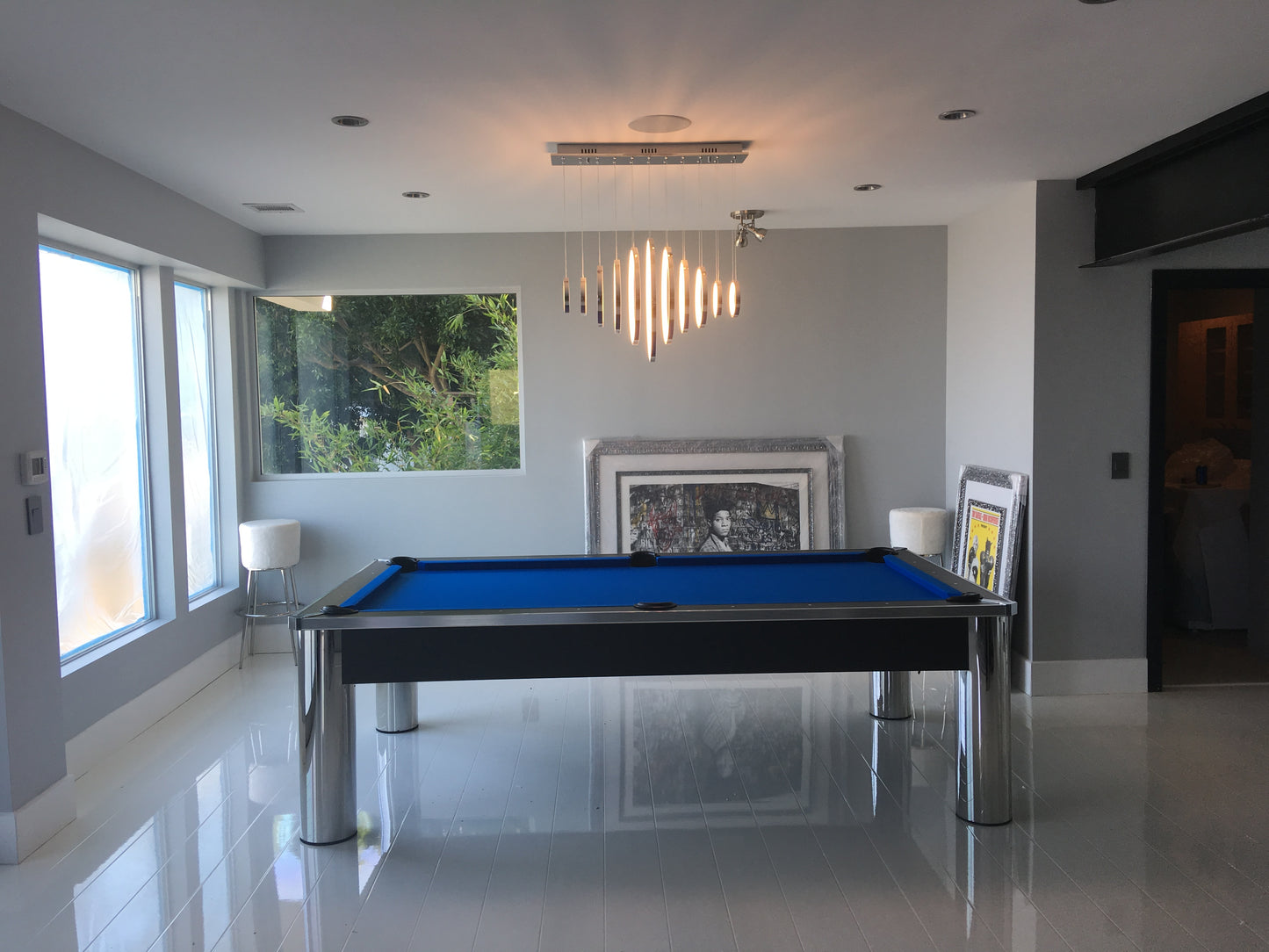 Cosmopolitan Modern Pool Table