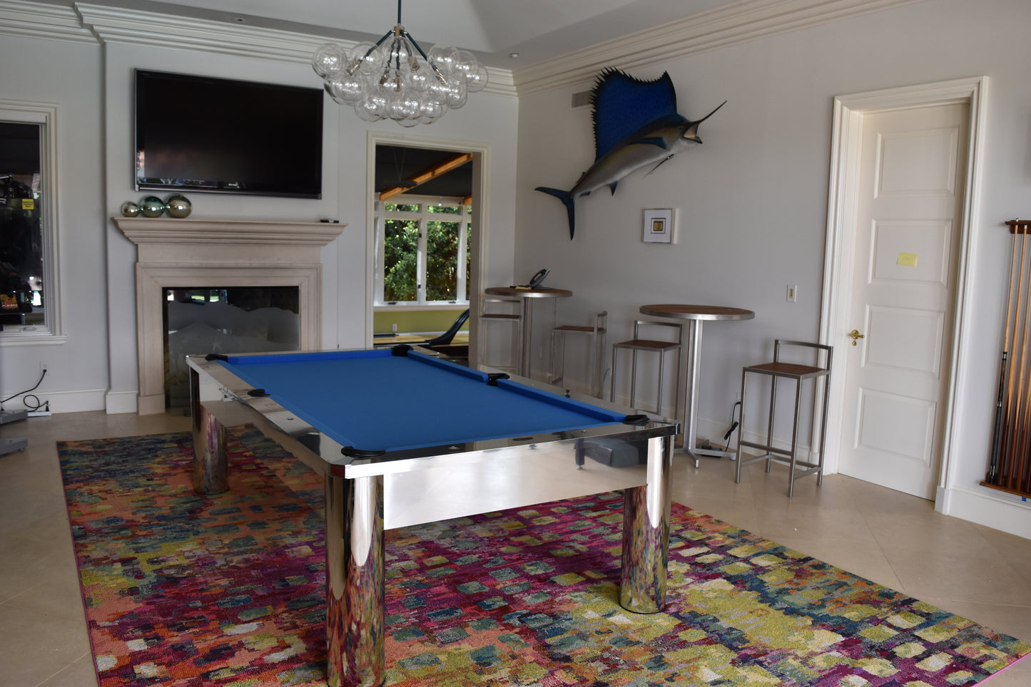 Cosmopolitan Modern Pool Table