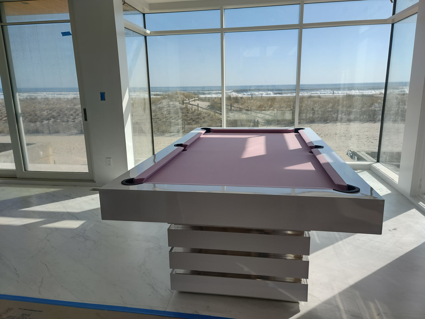 Hermosa Modern Pool Table